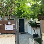 Louvros Luxury Suites