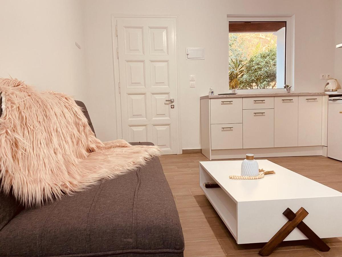 Appartement Louvros Luxury Suittes